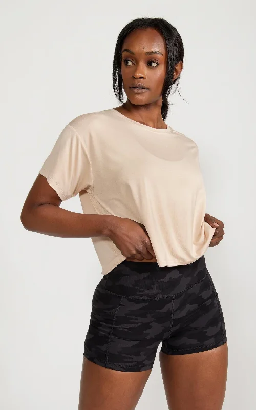 Loose-fit Crop Top in Tan