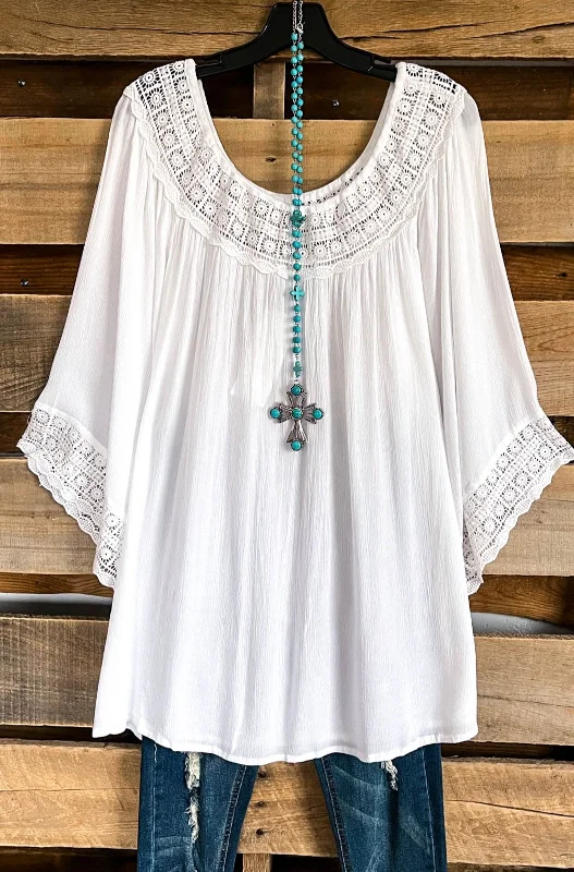 AHB EXCLUSIVE - Feeling Free Tunic - White