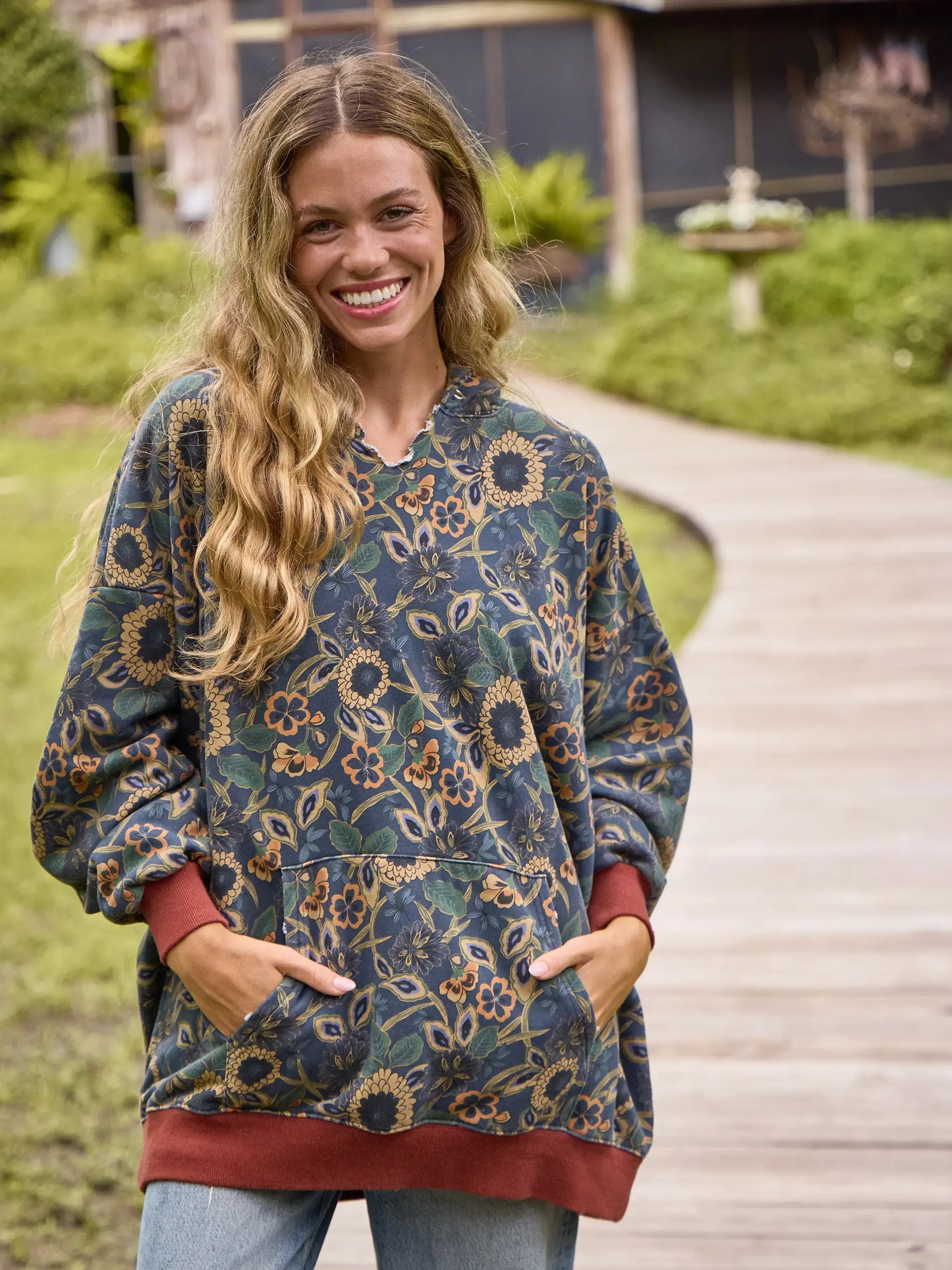 Oversized Printed Sweatshirt - Navy Tan Dahlias