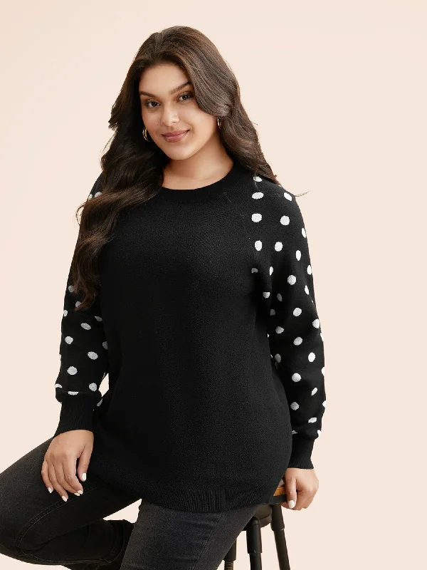 Polka Dot Crew Neck Raglan Sleeve Pullover